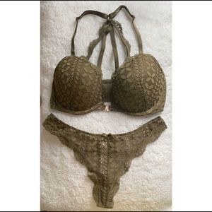 🥝2/100$🥝 NWOT khaki set from victoria’s secret